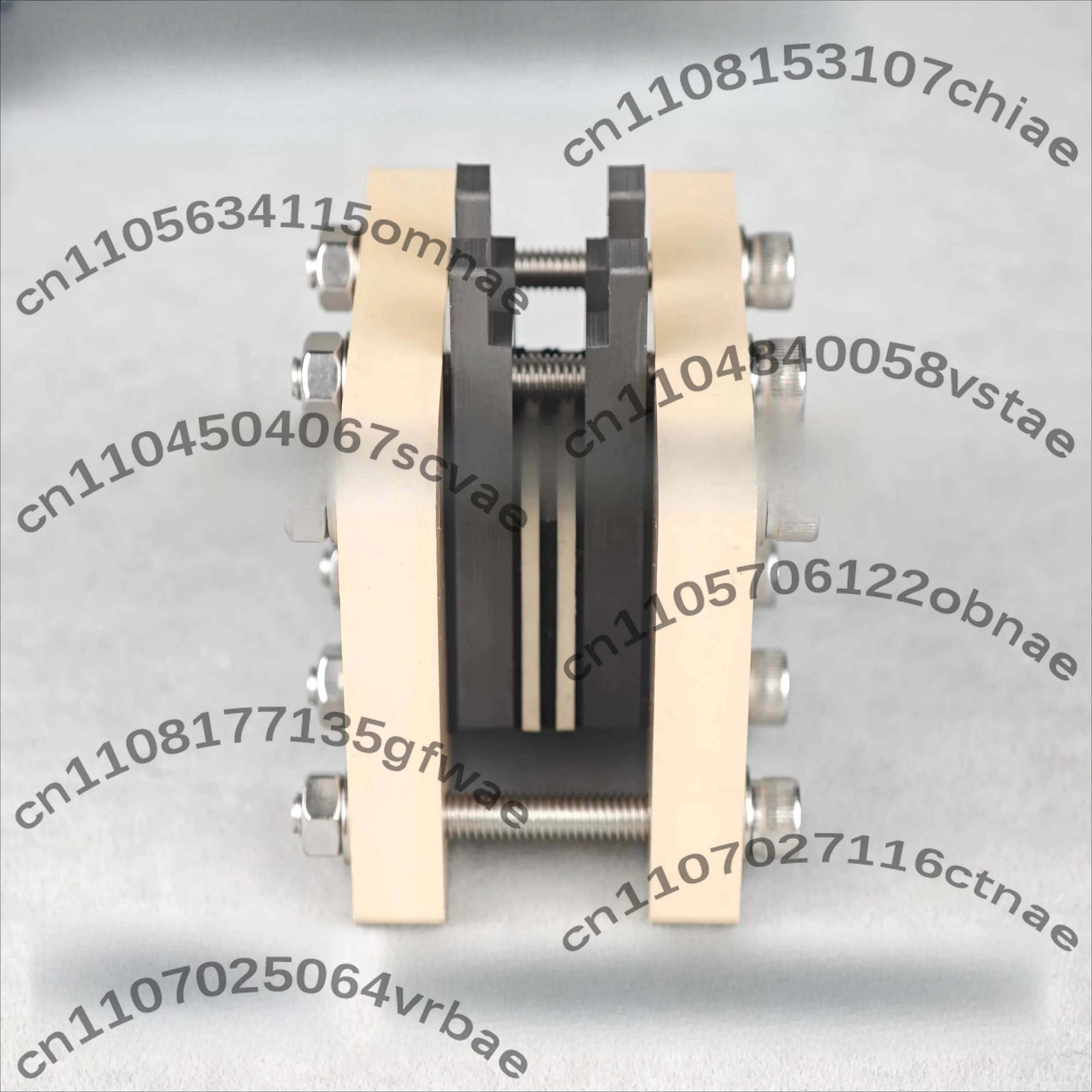 Flow battery testing device, experimental mold, corrosion resistance, dual flow channel
