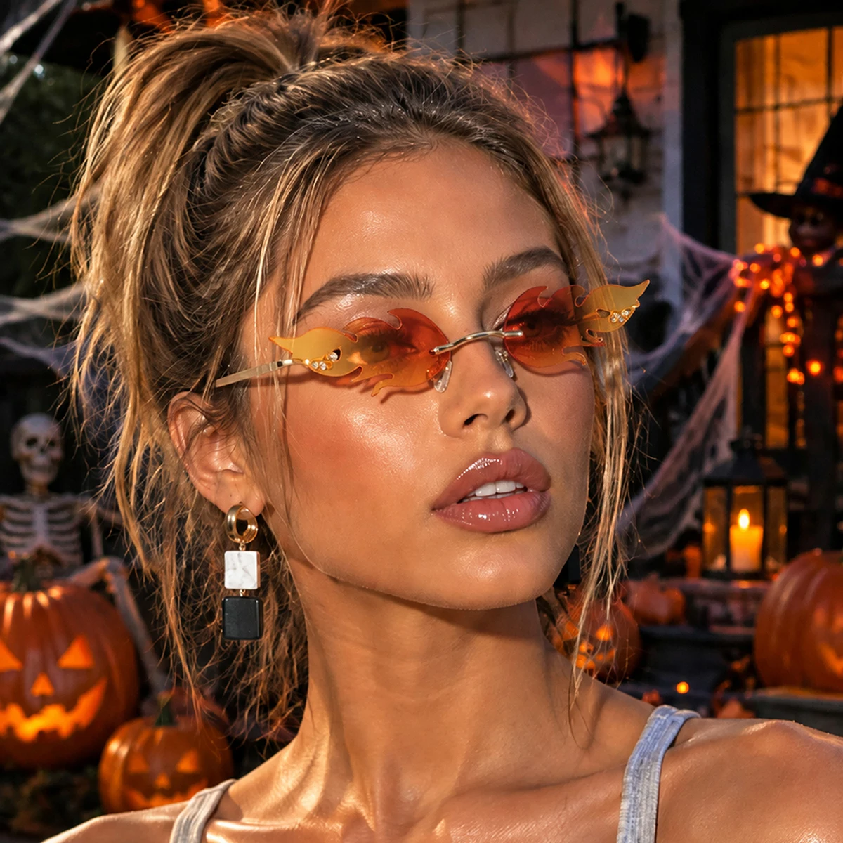 1 Pair of Women's Flame-Shaped Rimless Gradient Fashion Glasses, Stylish and Eye-Catching Trendy Avant-Garde Cool Women's Glasses, Suitable for Friends' Gatherings, Halloween Parties, and Dress-Up Outfits