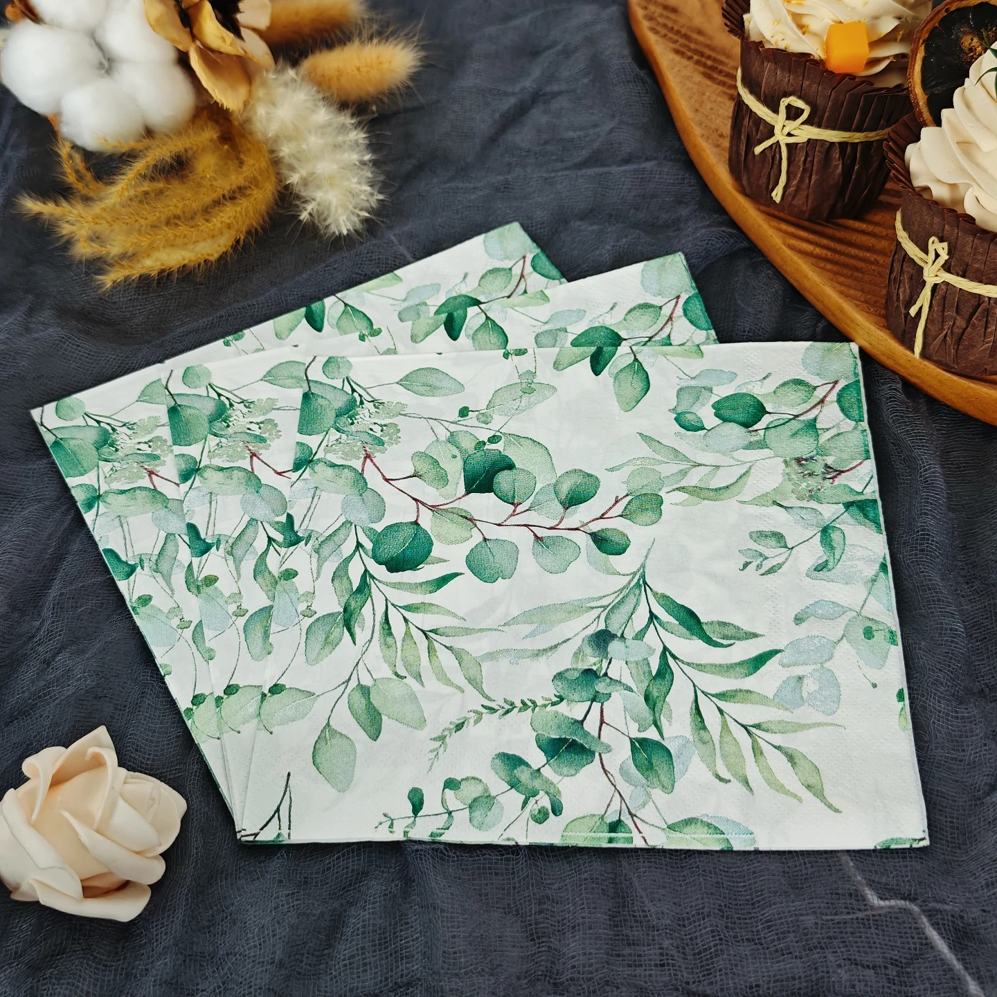 20/50pcs 33*33cm 2ply Eucalyptus Leaves Napkins for Dining,Baking,Festive Parties,and Wedding Decorations,Perfect for New Year