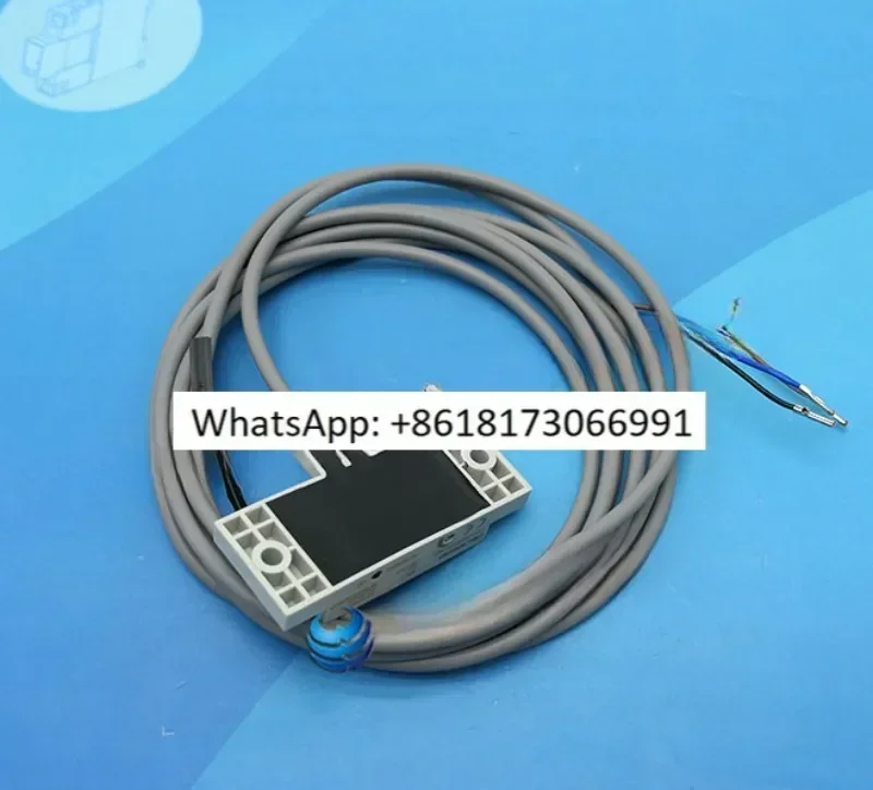 Capacitive proximity sensor CE34SN10DNO