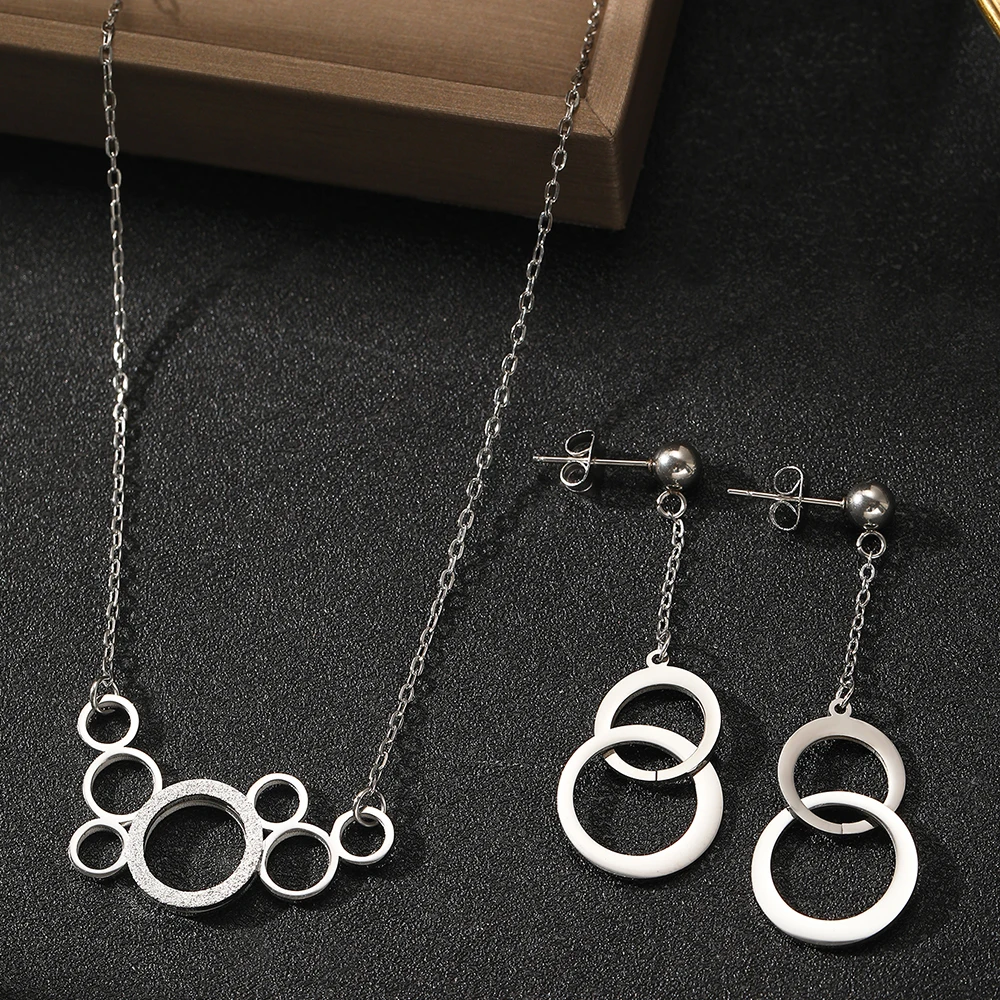 Stainless Steel Necklace Fashionable Hundred Double Circles Accessories Sparkling Frosted Pendant Necklaces For Women Jewelry