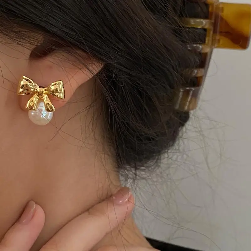 Elegant Gold-Plated Copper Silver Needle Hypoallergenic Bow Pearl Earrings for Women Girls Wholesale