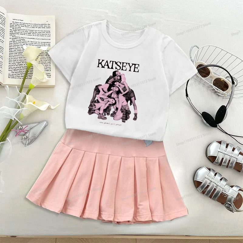 Mode K POP K-KATSEYE T-shirt Faltenrock Set Mode Liebe bestickt rosa blau Kleid süße Kurzarm Hip Hop Mädchen Geschenke – Detail 15