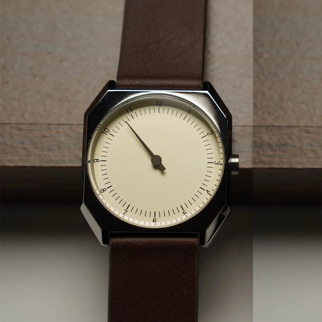 SKU Retro One Pointer Men's Watch Vintage Style Square Quartz Unique Design Fashion Alloy Wristwatch
