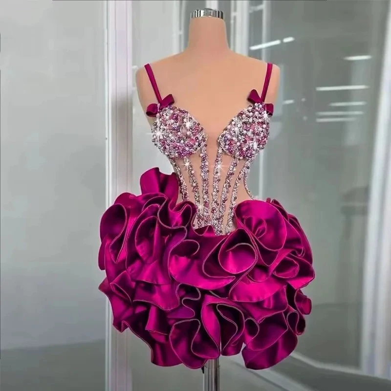 فستان كوكتيل ماسي صغير متألق على شكل حرف a مخصص مثير على شكل حرف V مع فيونكة مناسبة لحفلات أعياد الميلاد وفستان العودة للوطن