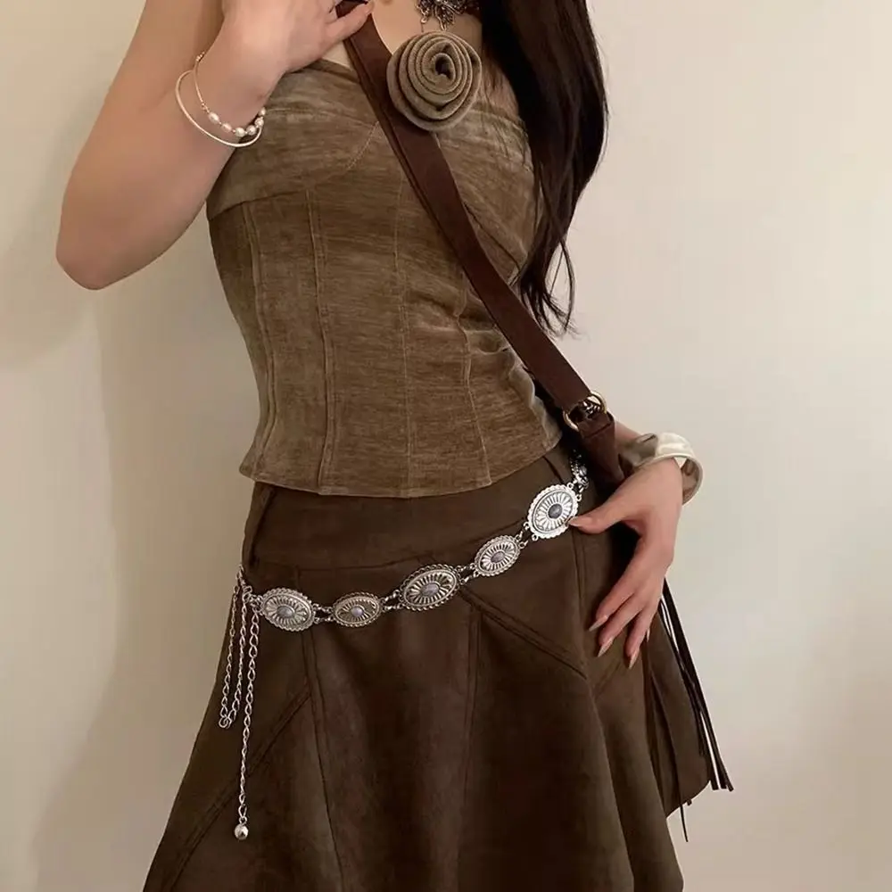 

Retro Flower Metal Waist Chain Jeans Decor Vintage Bohemian Style Waistband Silver Gold Waist Jewelry Ethnic Style Belt Women