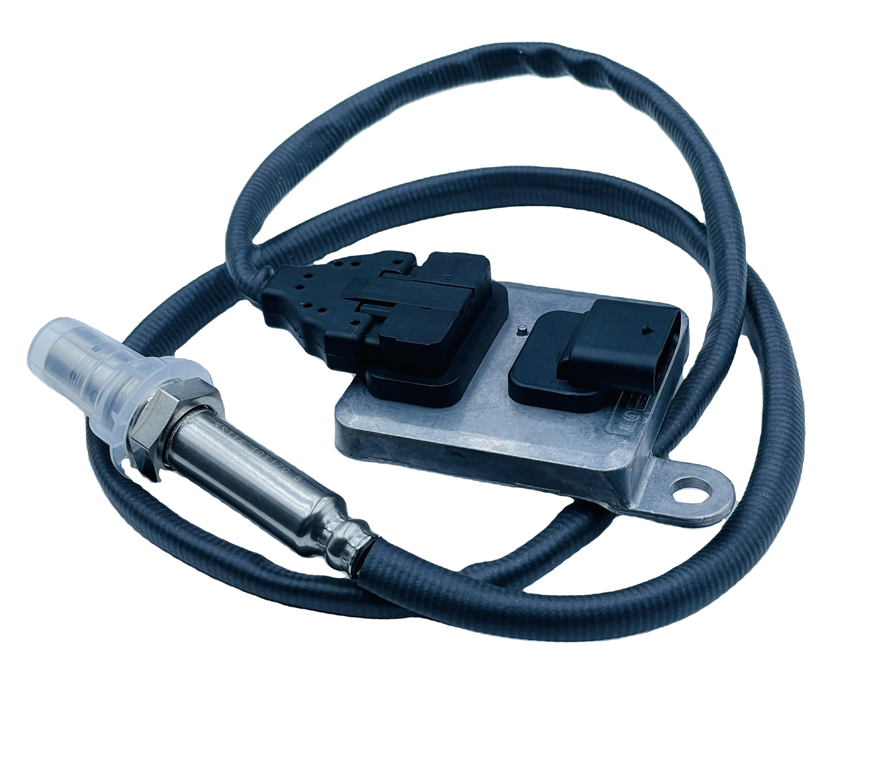 

Ultimate Detail 4984576 5WK96674A SCR Nitrogen Oxide Sensor, Suitable ForCummins, with A One-year Warranty and Home Delivery