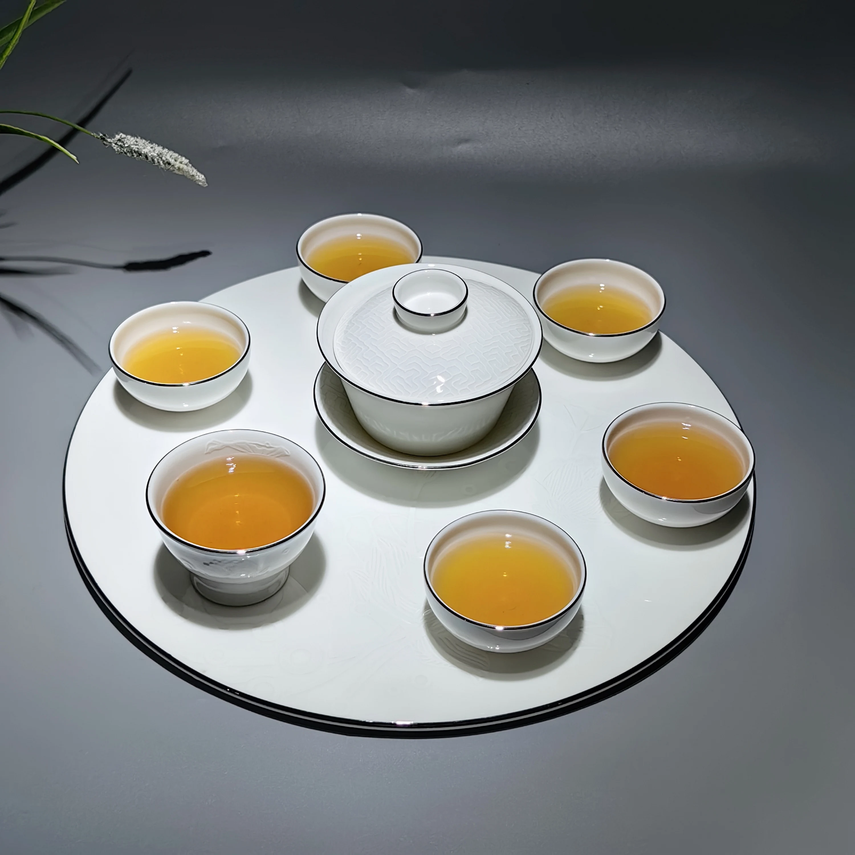 

Original glaze white embossed lotus tea set thin bone china flat round tray cover bowl cup master cup small tea cups gaiwan