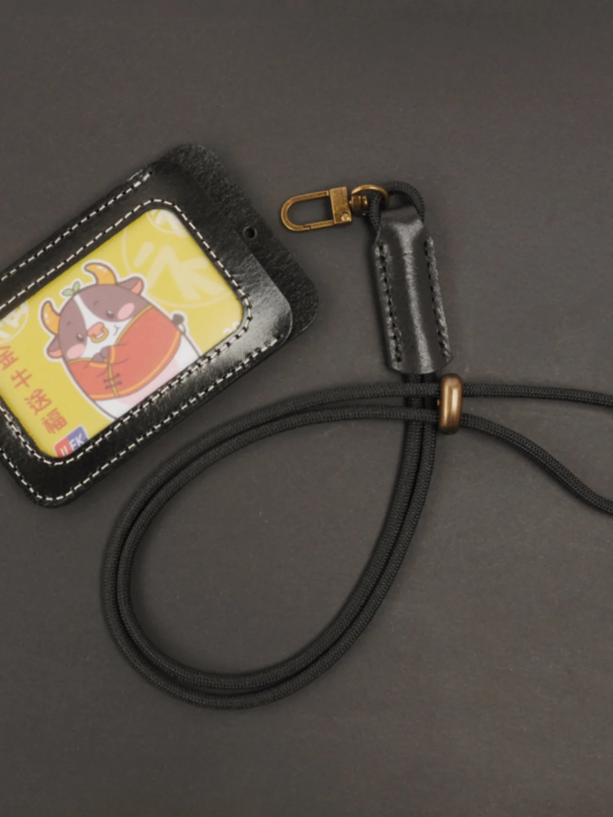 porta-cartoes-de-couro-artesanal-para-identificacao-cracha-de-trabalho-cartoes-de-aco-para-estudantes-idosos-e-cartoes