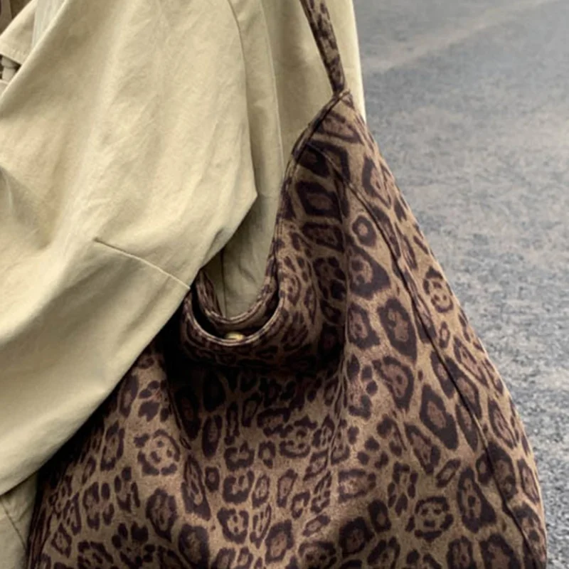 المرأة الجلد المدبوغ حقيبة حمل كبيرة ليوبارد طباعة حقيبة كتف المغناطيسي إغلاق محفظة العمل حقيبة يد للسفر التسوق اليومي حقيبة الترفيه