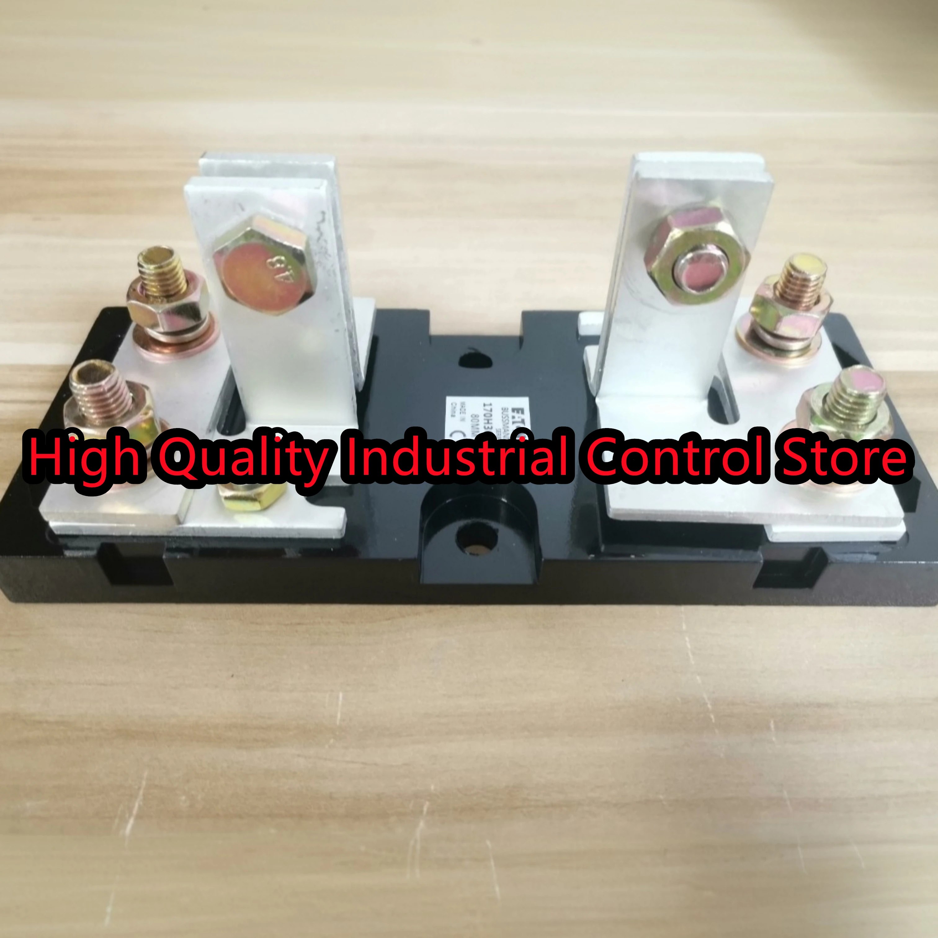 170H3003 170H3004 Fuse base new in box