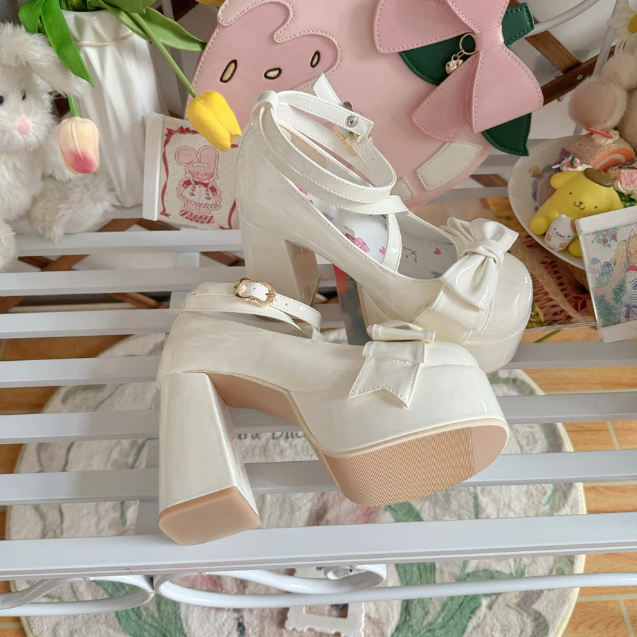 Dolce giapponese Kawaii Lolita Bow Tacchi alti da donna Lo Flower Matrimonio Tacco super alto Mary Jane Testa tonda Scarpe singole Donna