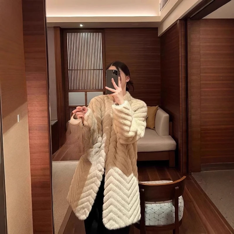 مزاجه طويل متعرجة نمط صديقة للبيئة الفراء المرأة الشتاء الراقية تقليد فرو المنك معطف متكامل