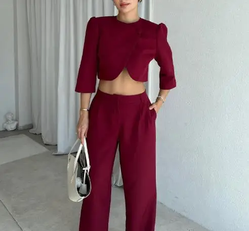 

Комплект из двух предметов, женский наряд, весна-осень 2024, новый однотонный укороченный топ с круглым вырезом и длинными рукавами, повседневный комплект прямых брюк с карманами