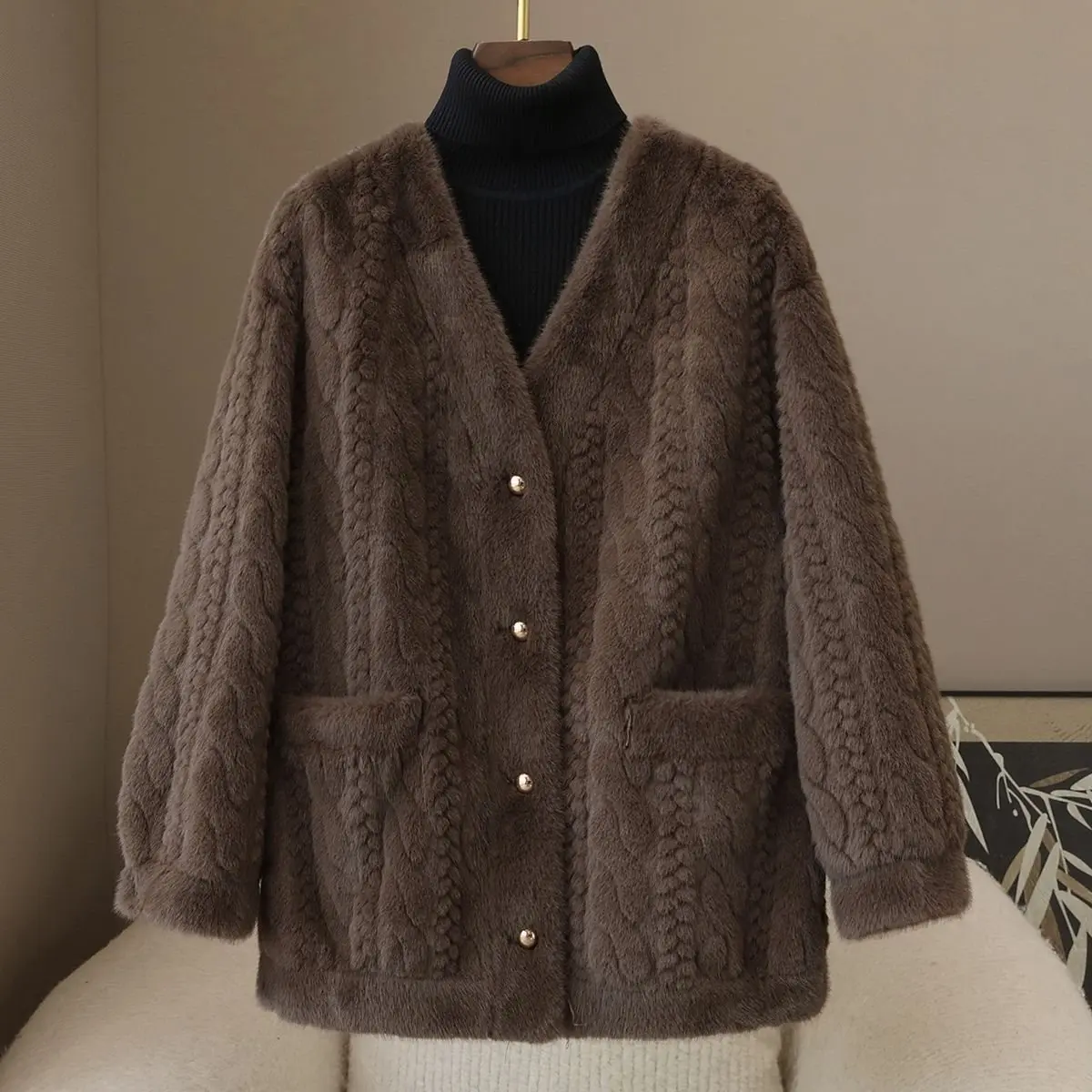 環境保護ファー付きコート レディース 2025 春秋冬新作 気質アップ モコモコジャケット Vネック 厚手アウター 女性用