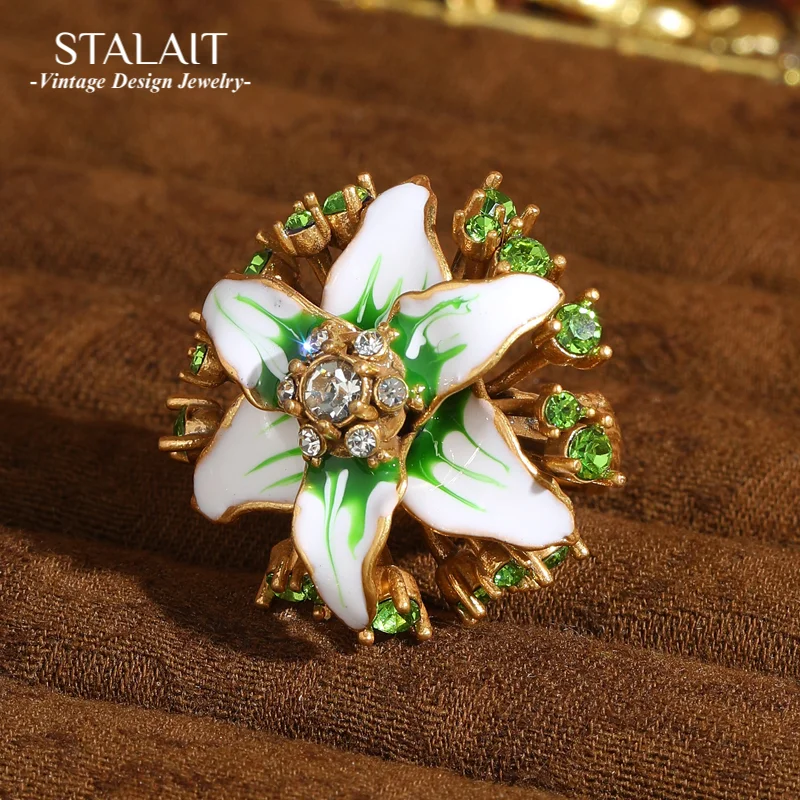 

Vintage Enamel Flower Ring For Woman White Green Leaf Petal Rhinestone Gold Color Cocktail Jewelry Wedding 2025 New Arrival