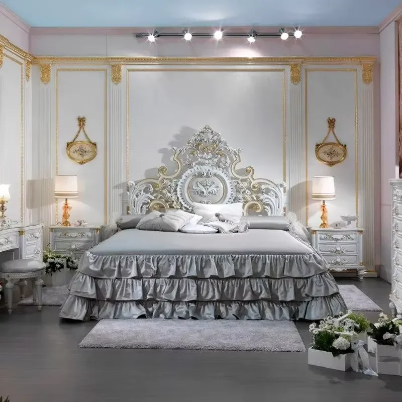 European Italian Style French Classic Carved Castle Beds Antique Furniture Rococo Royal Hand Painted Gold Bed