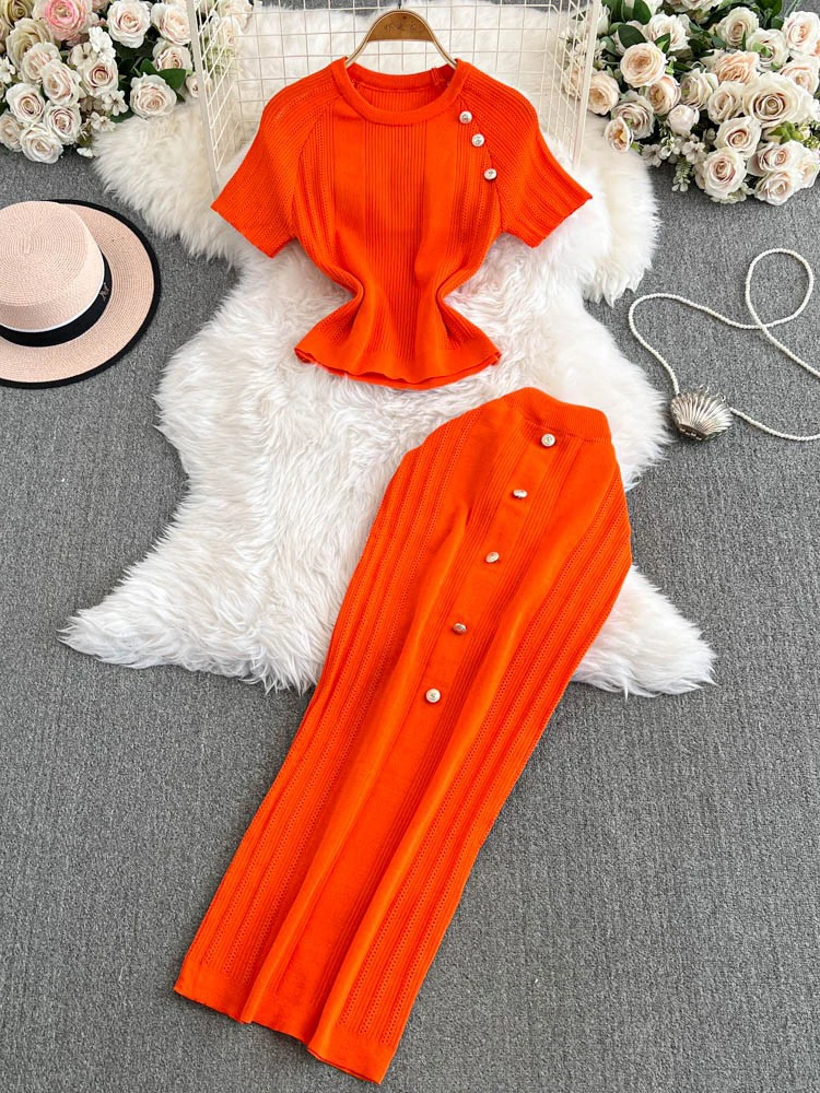 

Высококачественный комплект из трикотажного топа и юбки с высокой талией из ледяного шелка, модный комплект длиной до плеч для молодых женщин