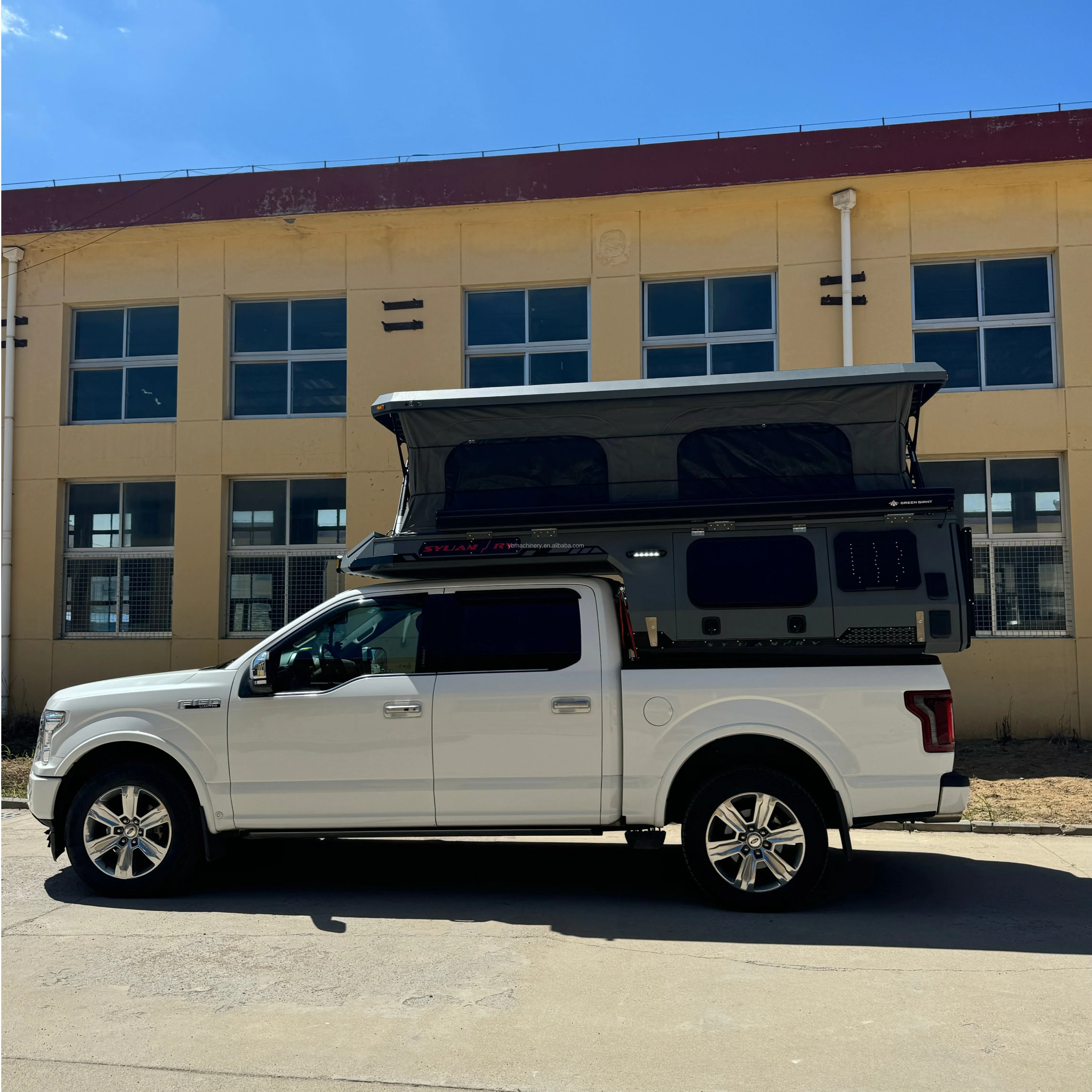 Wholesale Customizable Fiberglass/Aluminum Truck Camper Built-in Sleeping Area For 2-4 People Storage Design For Outdoor Camping