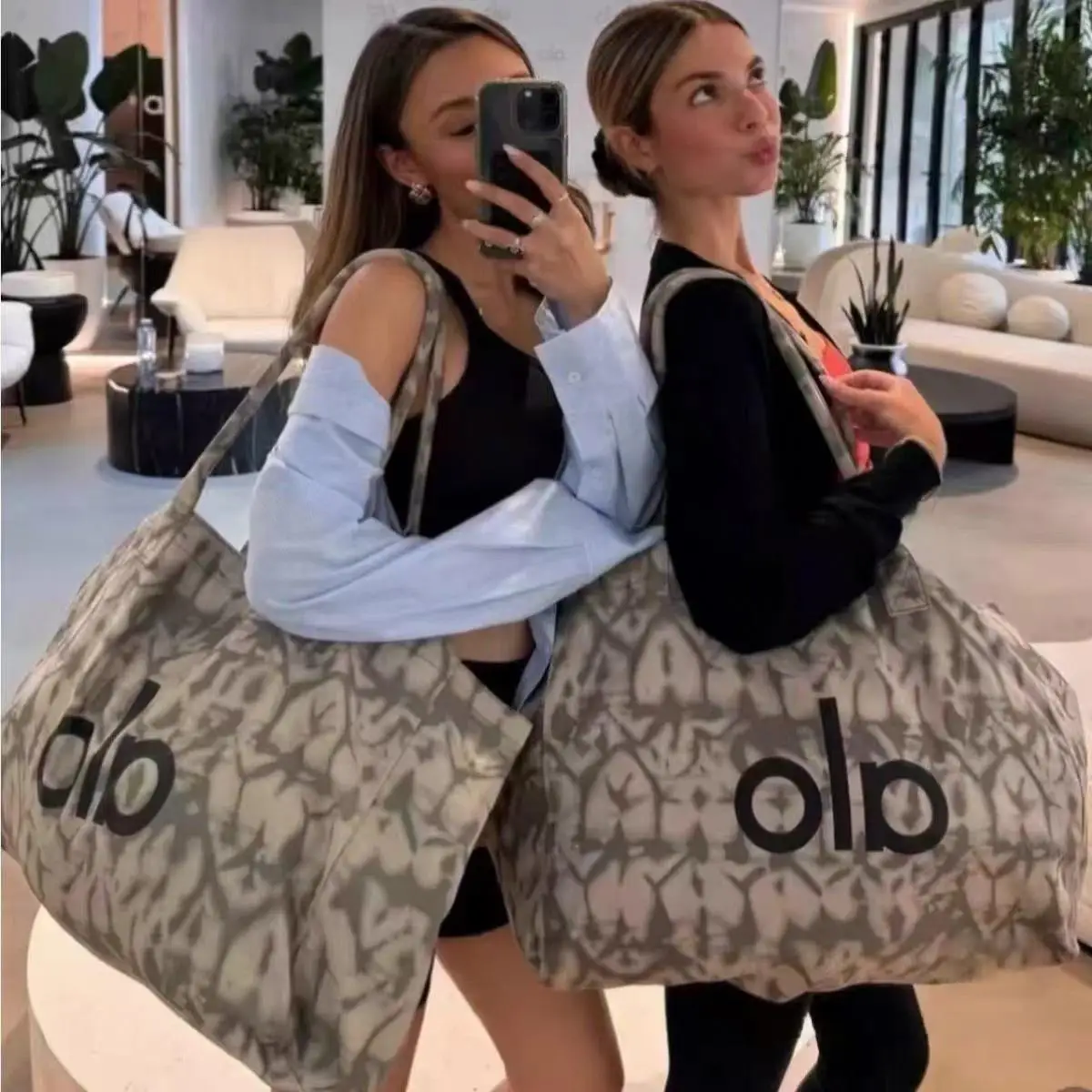 Alo Tie Dye Canvas Tote Bag Large Capacity Shoulder Handbag Reusable Shopping Bag Yoga Gym Daily Travel Bag