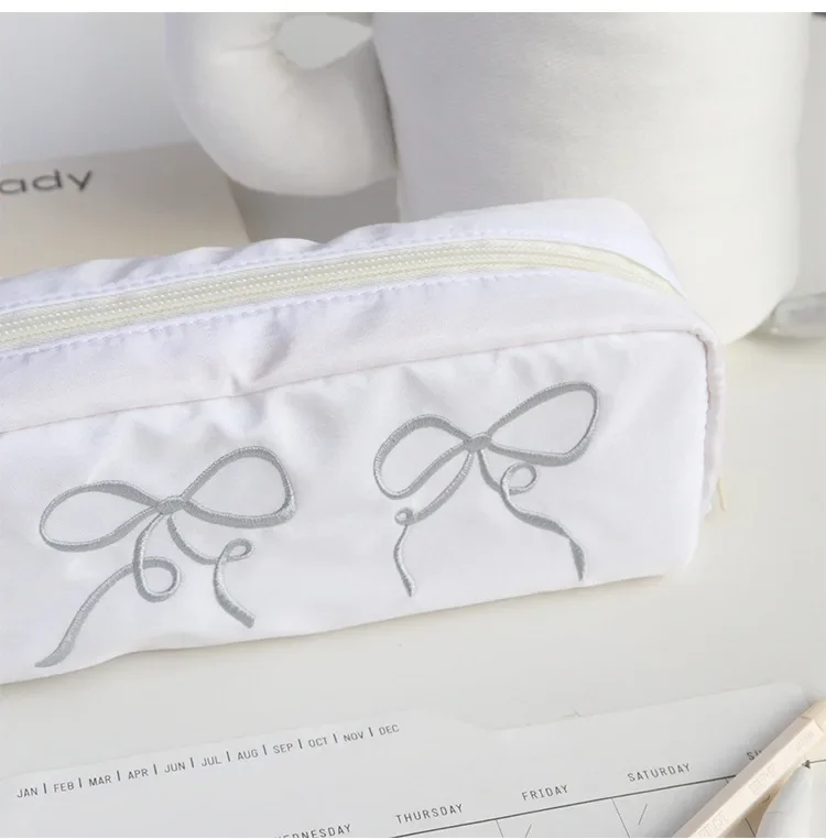 Korean Cute Pencil Case Girl Portable File Bag Cloud Brocade Embroidered Pen Bag Bow Style Pencil Case Pencil Pouch Kawaii Bag