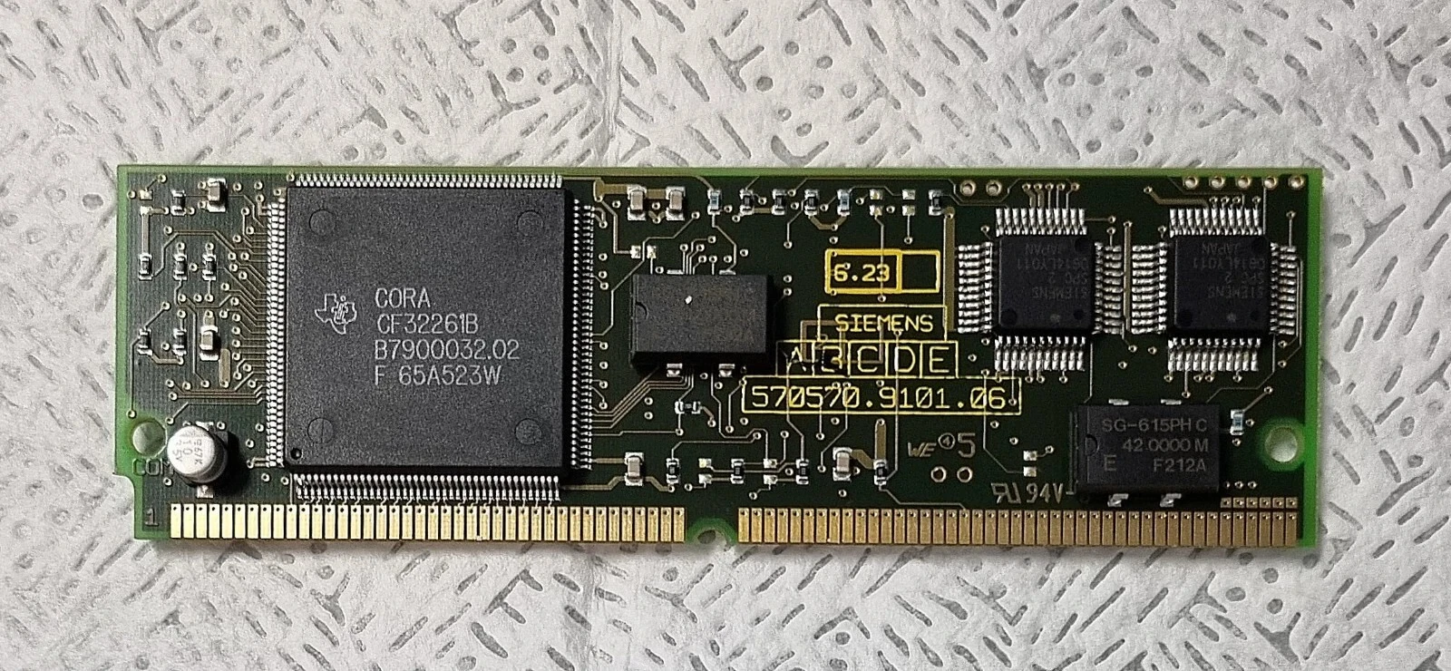 570570.9101.06 للوحة دوائر SIEMENS Ncu 570570.9101.06 مستعملة