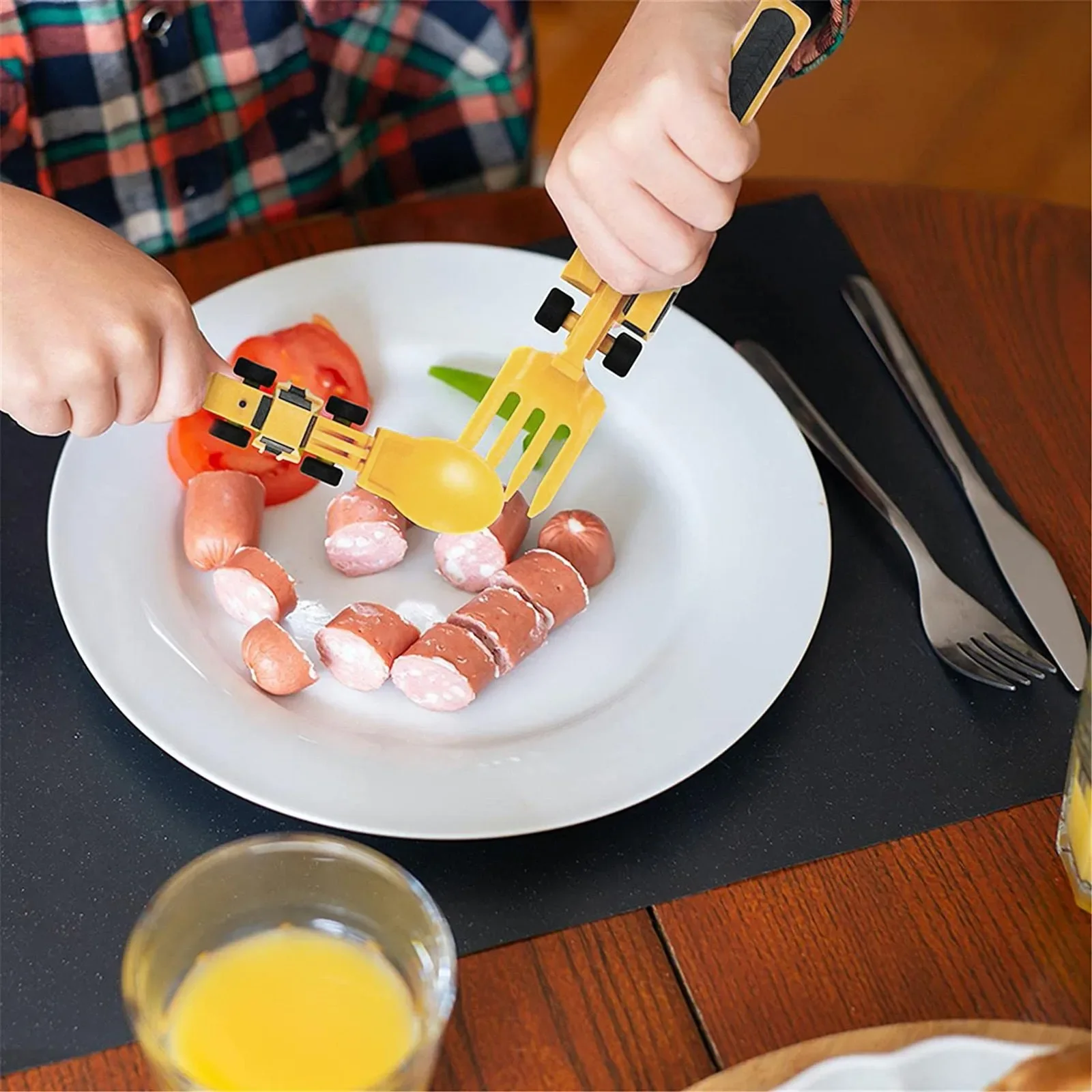 New Creative Children's Car Tableware Set Dinner Plate Spoon Bulldozer Excavator Shovel Fork Dinnerware Sets Kitchen Tableware