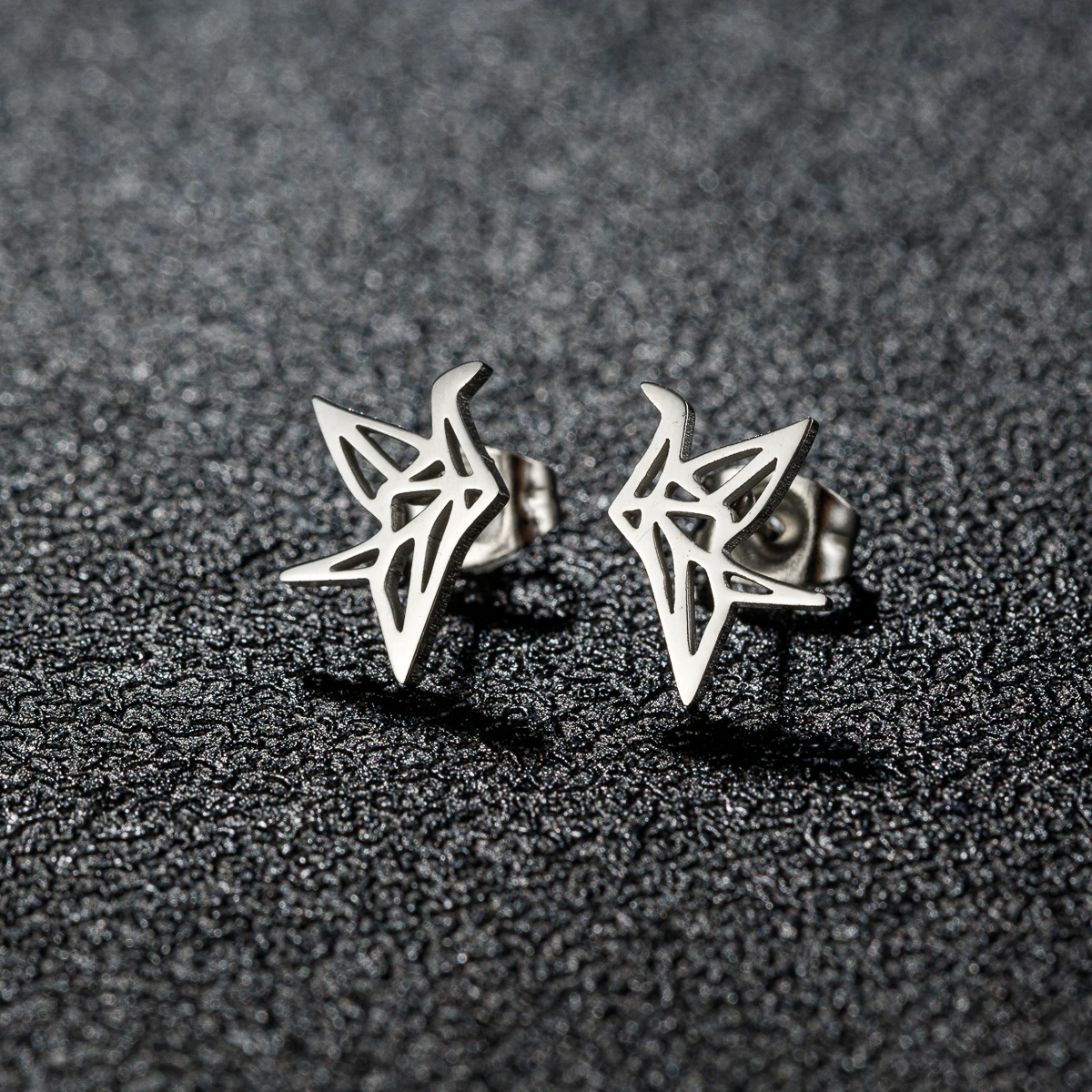 1 Pair Fashion Earrings Lovely Wild Origami Crane Stud Earrings for Women Fancy Pendientes Birds Earrings Wedding Earrings