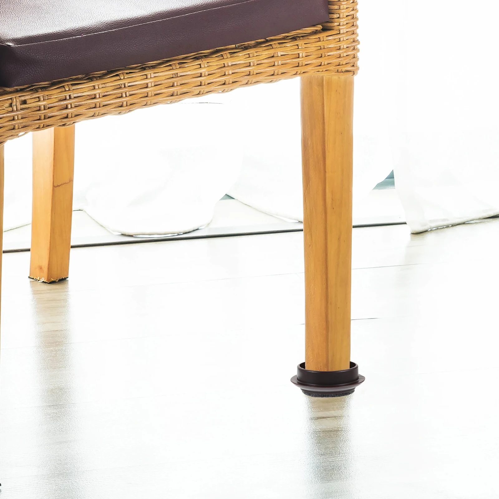 4Pcs Furniture Foot Pads Non-Slip Felt Plastic Caster Cups Protect Floors Anti-Scratch Furniture Floor Protectors