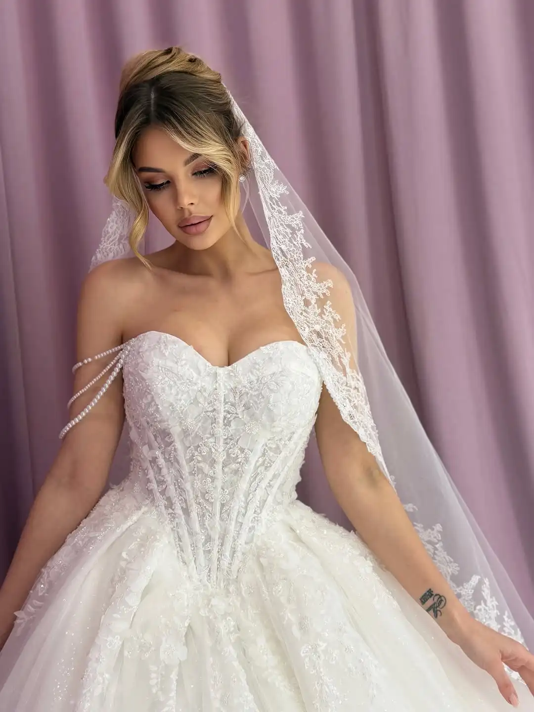 Customized Gorgeous Wedding dress Beaded sweetheart Sleeveless puffy skirt Bridal dress 2026 Vestidos de novia