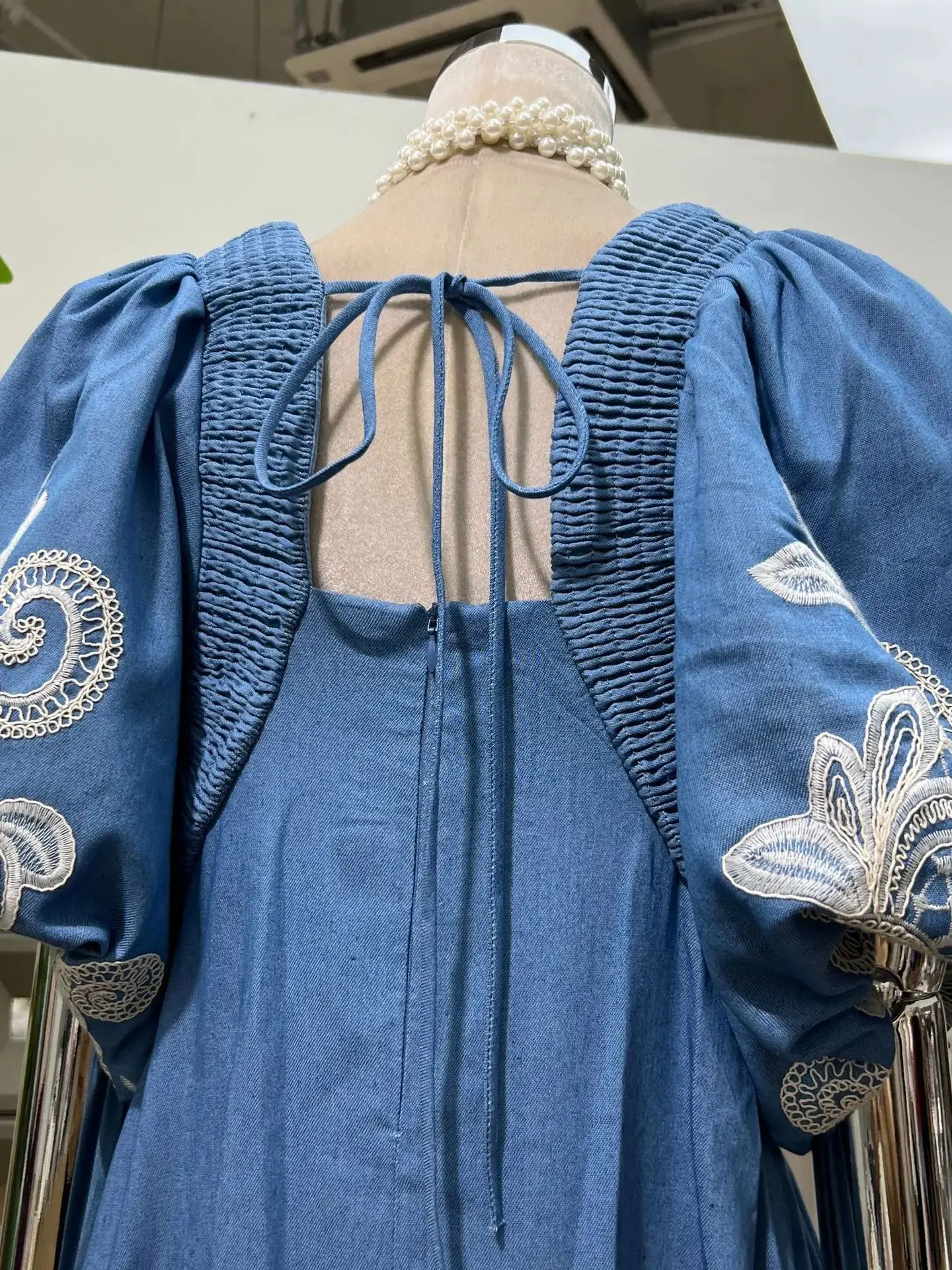 Summer New Arrival Women‘s Dresses Backless Tie Detail Embroidered V-Neck Long Maxi Party Cocktail Gown Fashion Boho Vacation