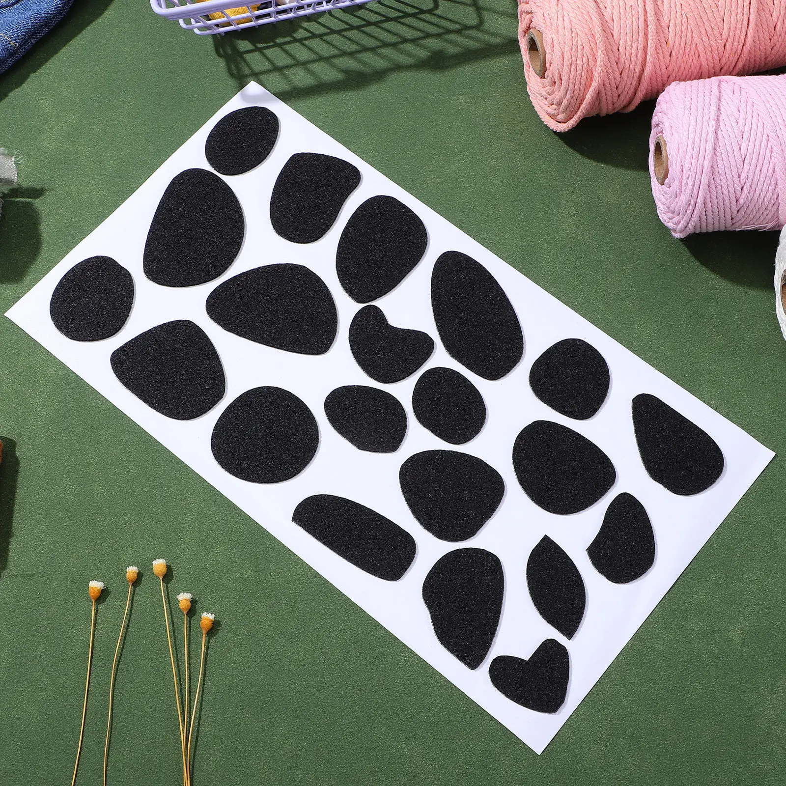 

DIY Felt Projects Adhesive Felt Circles 6 Sheets Dalmatian Print Craft Kit Long Term Use Robust Material Decorative