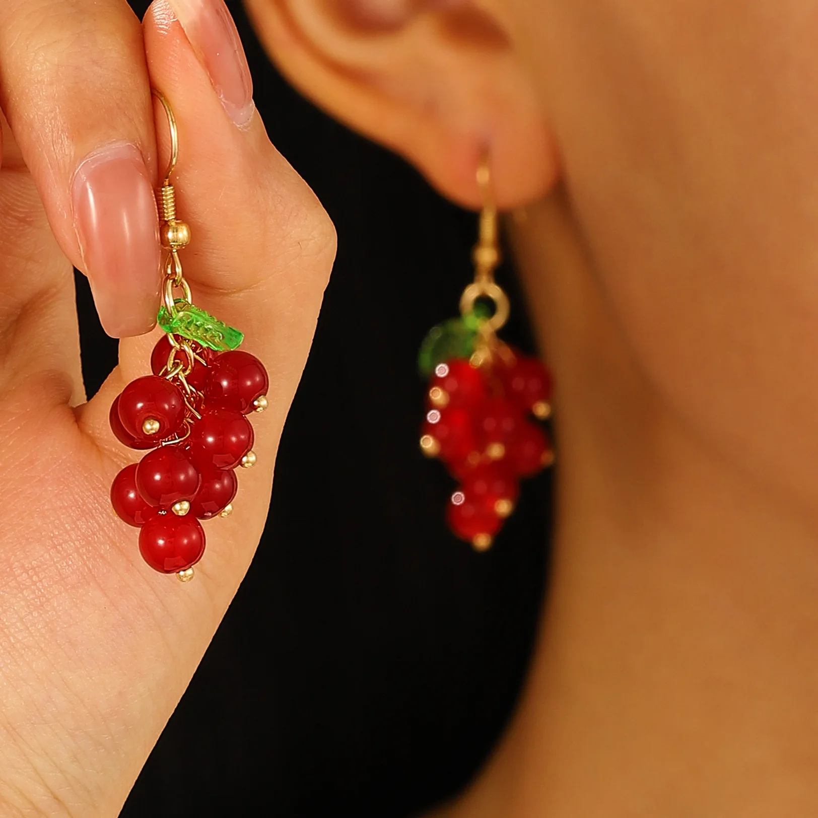 Vintage Fashion Red Grape Drop Earrings For Women Jewelry 2024 Trending New Sweet Women's Fruit Earrings Summer Accessories Gift