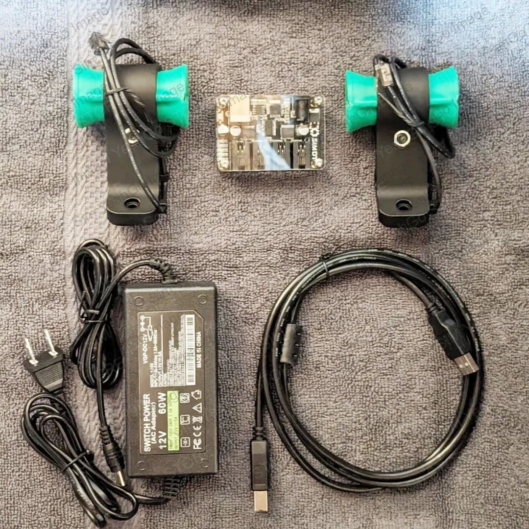 Simulatore di vibrazioni a pedale con feedback Regolazione della forza dinamica per giochi di corse per Logitech G29 Thrustmaster SIMAGIC Fanatec