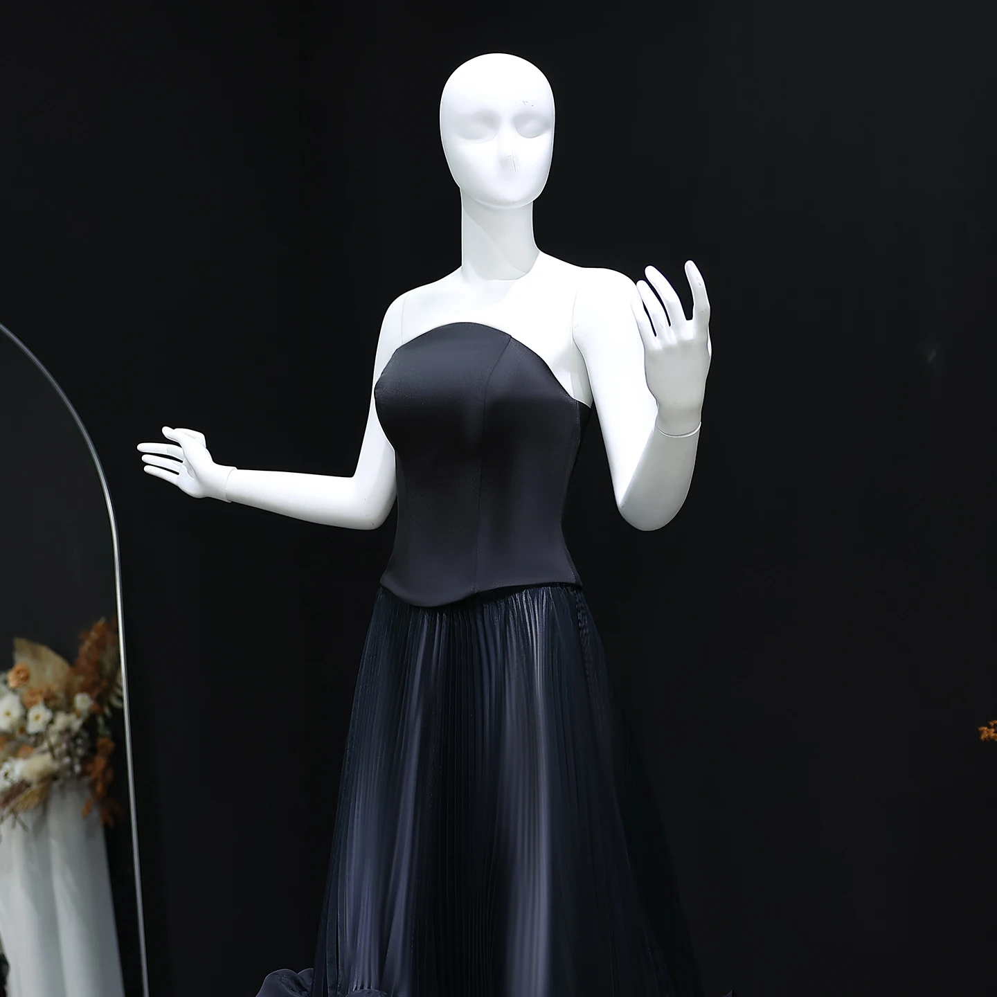 Sharon กล่าวว่าสีเขียว Strapless Princess ชุดราตรี Ruffles A-Line สําหรับงานแต่งงานของผู้หญิงชุดอย่างเป็นทางการ SS230 ที่กําหนดเอง