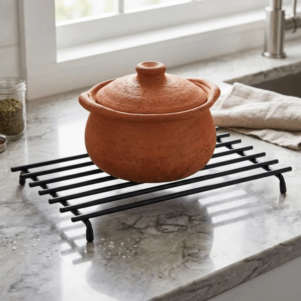 Simple Wrought Iron Kitchen Trivet Striped Design Heat-resistant Pot Rack Scratch Resistant High Load-bearing Pot Holder Home