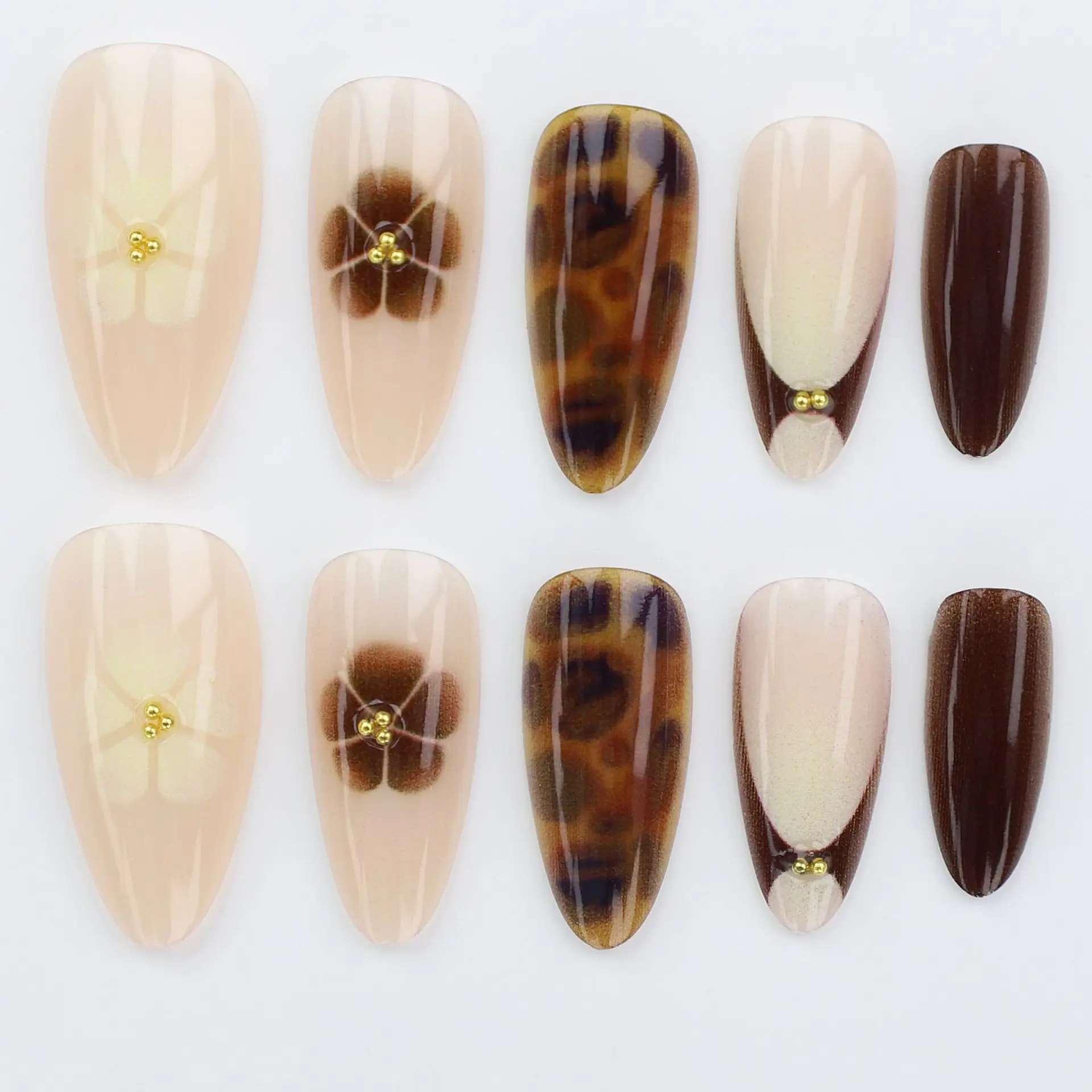 

24PCS Leopard Print Flower Pattern Press on False Nails with Glue Simple French Square Almond Fake Nails for Women Wearable Nail