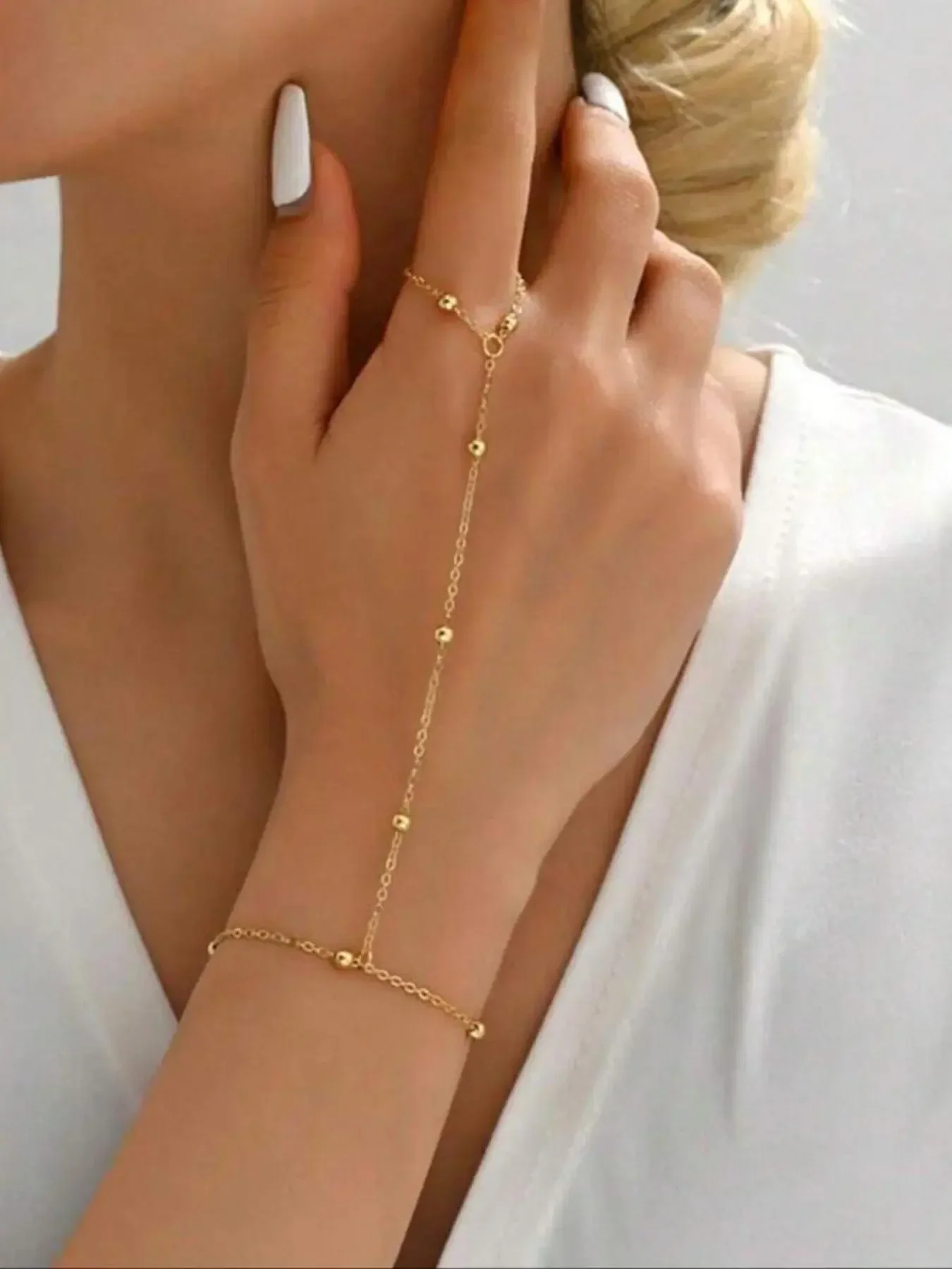 Single Multi-layered Finger-connected O-chain Bracelet, Alloy chain bracelet, Minimalist Style, Polished O-chain Shines, Finger-connected Part Fits, Suitable for Commute Matching, Girlfriend Gifts, Elegant Jewelry Bracelet