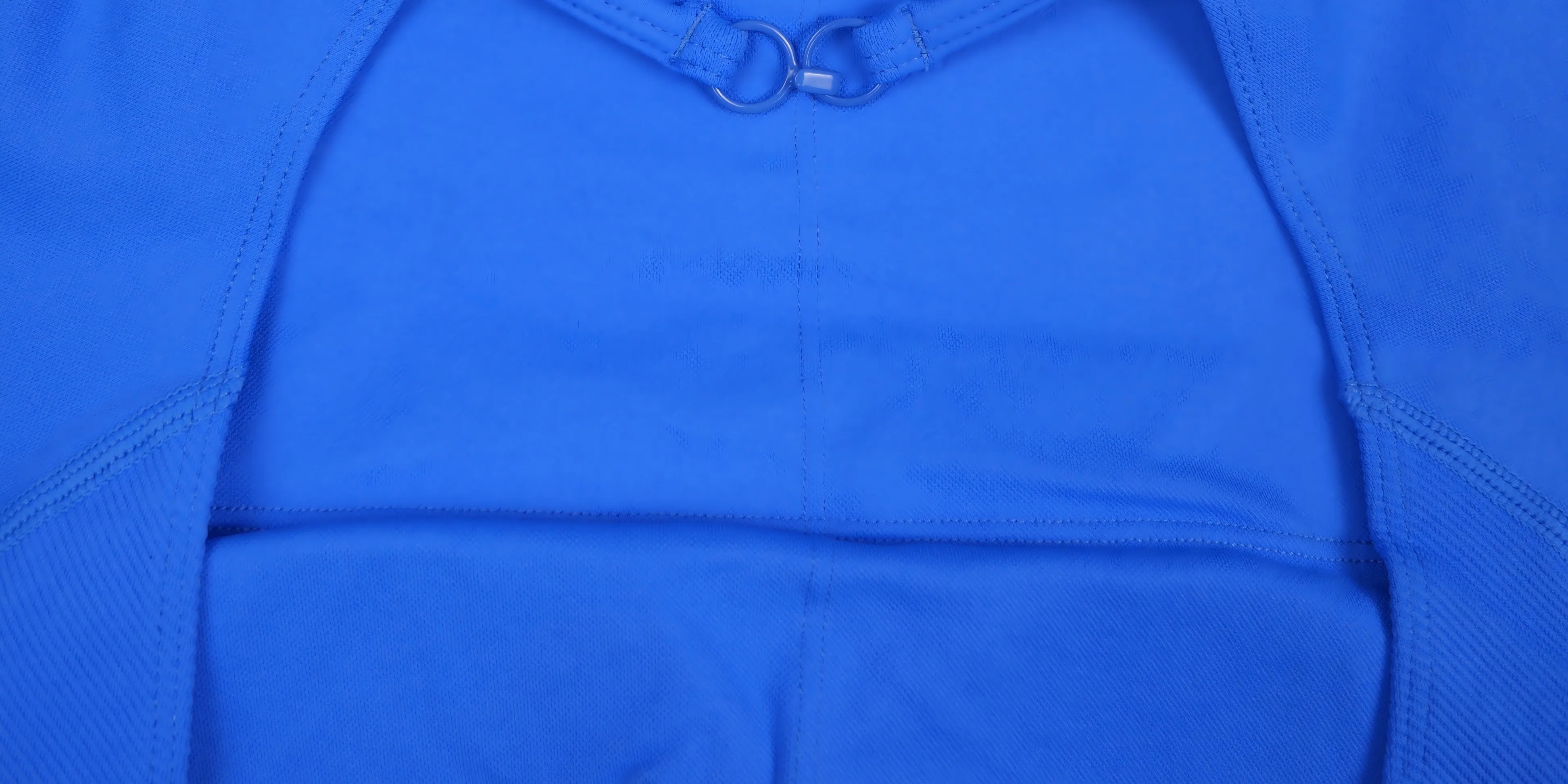Nahtloser Langarm-Yoga-Bodysuit für Damen, schnelltrocknend, hochelastisch, rückenfrei, für Fitness- und Workout-Übungen – Detail 4