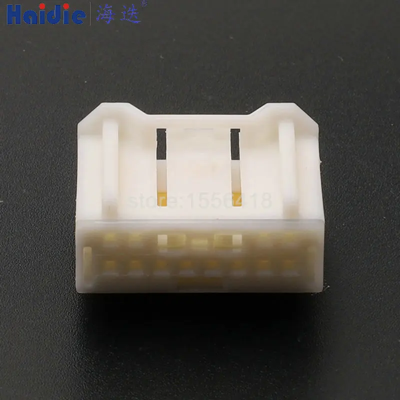 1-20 sets 12pin cable wire harness connector housing plug connector MG655794