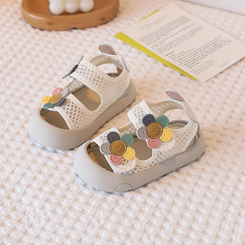Baby Sandals Sweet Flowers Toddler Walking Shoes Toes Capped Soft Bottom 2026 Summer New Girls Beach Shoes Non-slip Comfortable