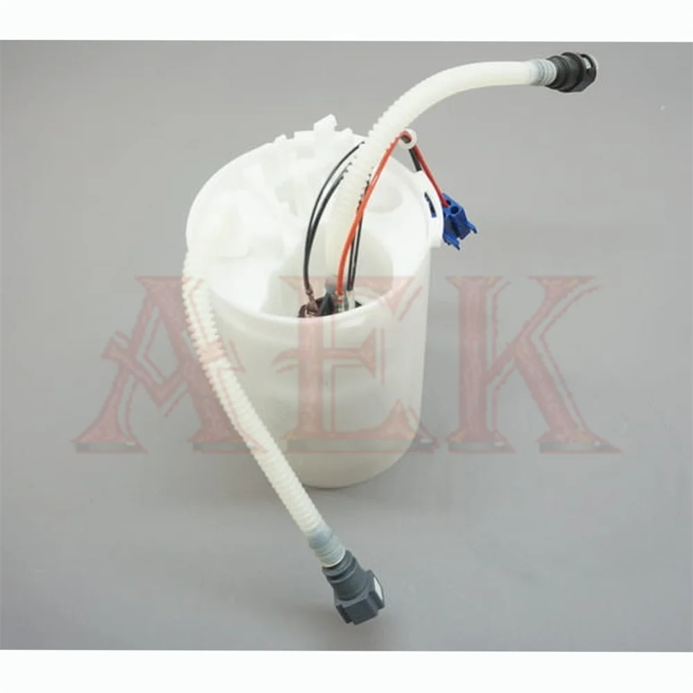 

Right Side Fuel Pump For BMW X3 E83 2.5L 3.0L 16117186453 16117198406 16-11-7-186-453 16-11-7-198-406