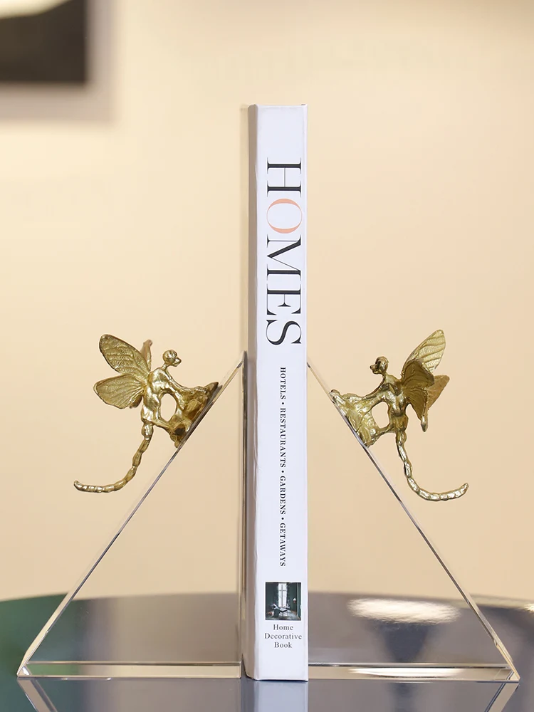 

Luxury Clear K9 Crystal Bookends With Brass Dragonfly On For Home Office Tabletop Decoration Elegant Gifts