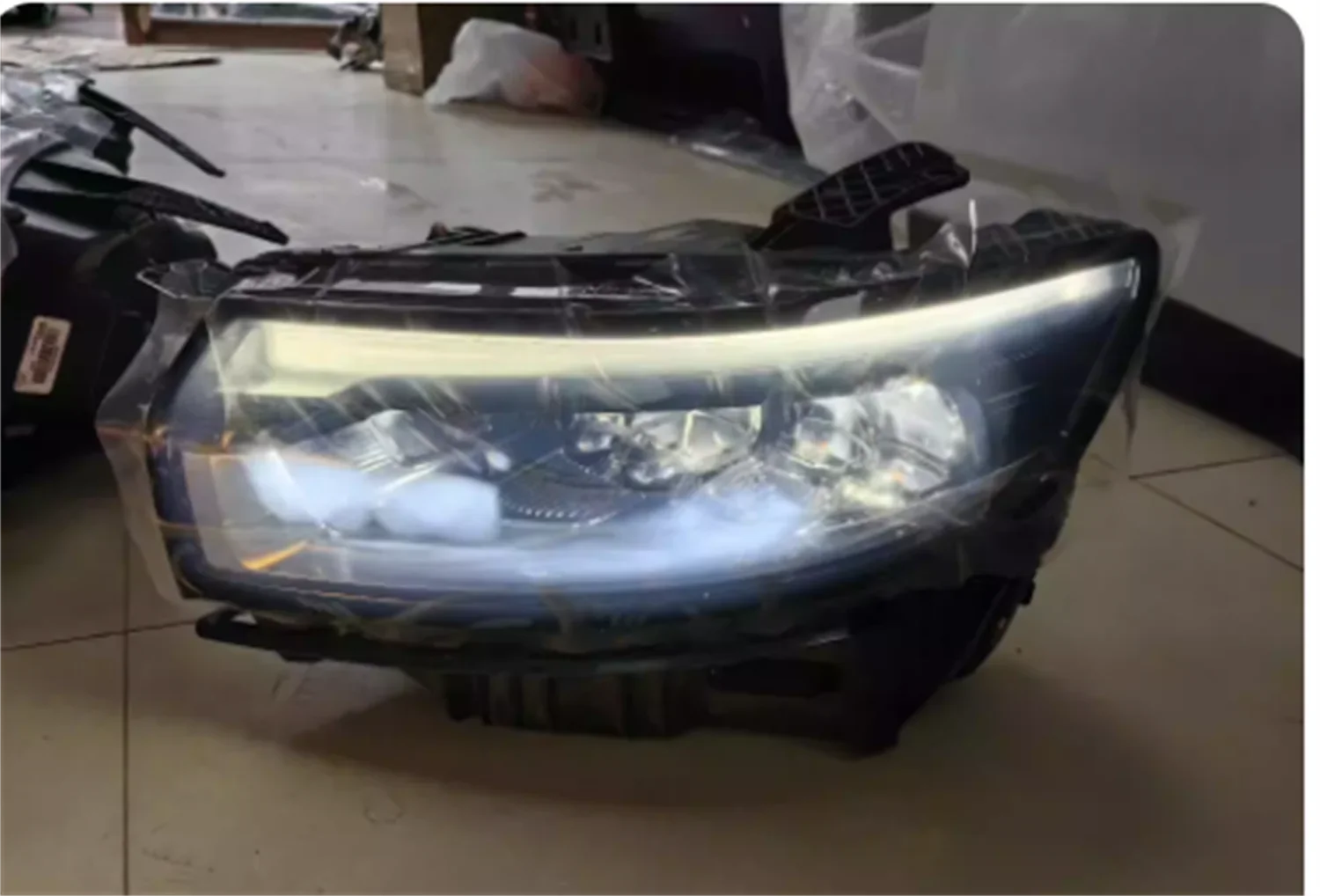 Car Front LED Headlamp Headlight for Jeep Grand Commander DRL Daytime Running Light Turn signal
