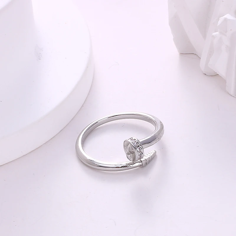 The Classic Screw Ring Suitable For Men And Women And Features Micro-set Zirconia Resistant To Fading And Stylish and Elegant