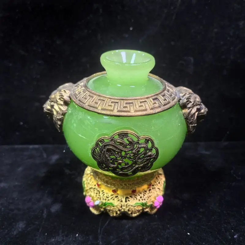 Gilded double-eared porcelain vase with two dragons, a decorative piece featuring gold inlay and luminous flowers