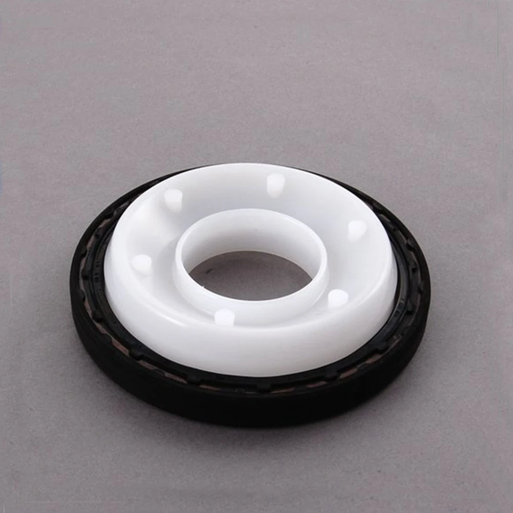 Engine Crankshaft Seal Ring for - E90 E91 316I 318I 320I 325D 328I 330D 335I 340I 316Li 320Li 328Li 11117511395