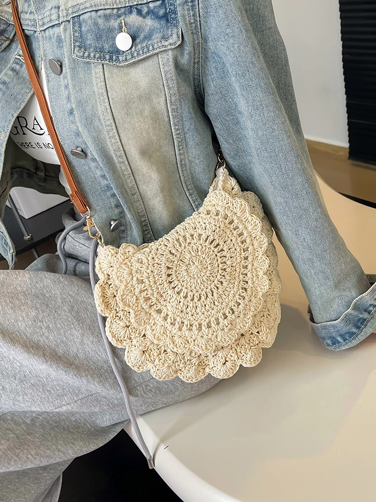 Summer Haute Couture Woven Hollow Grass Woven Women's Bag 2024 New Fashionable And Casual Versatile Beach Crossbody Shoulder Bag