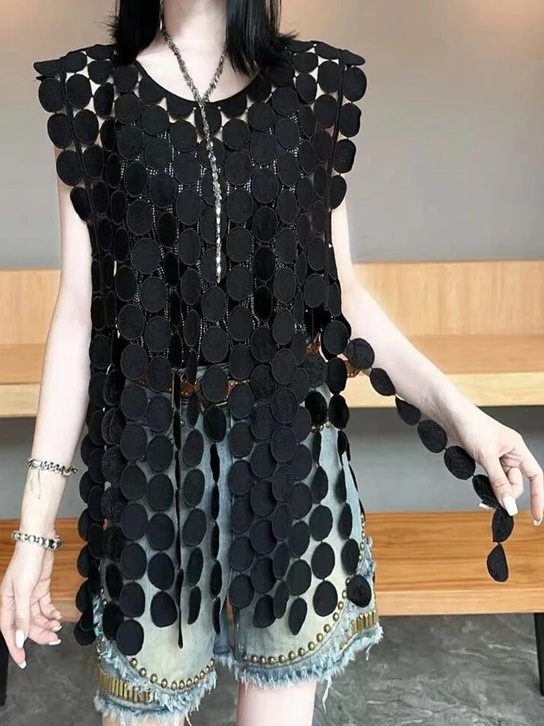Black Hollow out Vest 2026 Summer New Simple Loose Cover Shirt Fashionable Outerwear Women Trendy round Neck Sleeveless Top