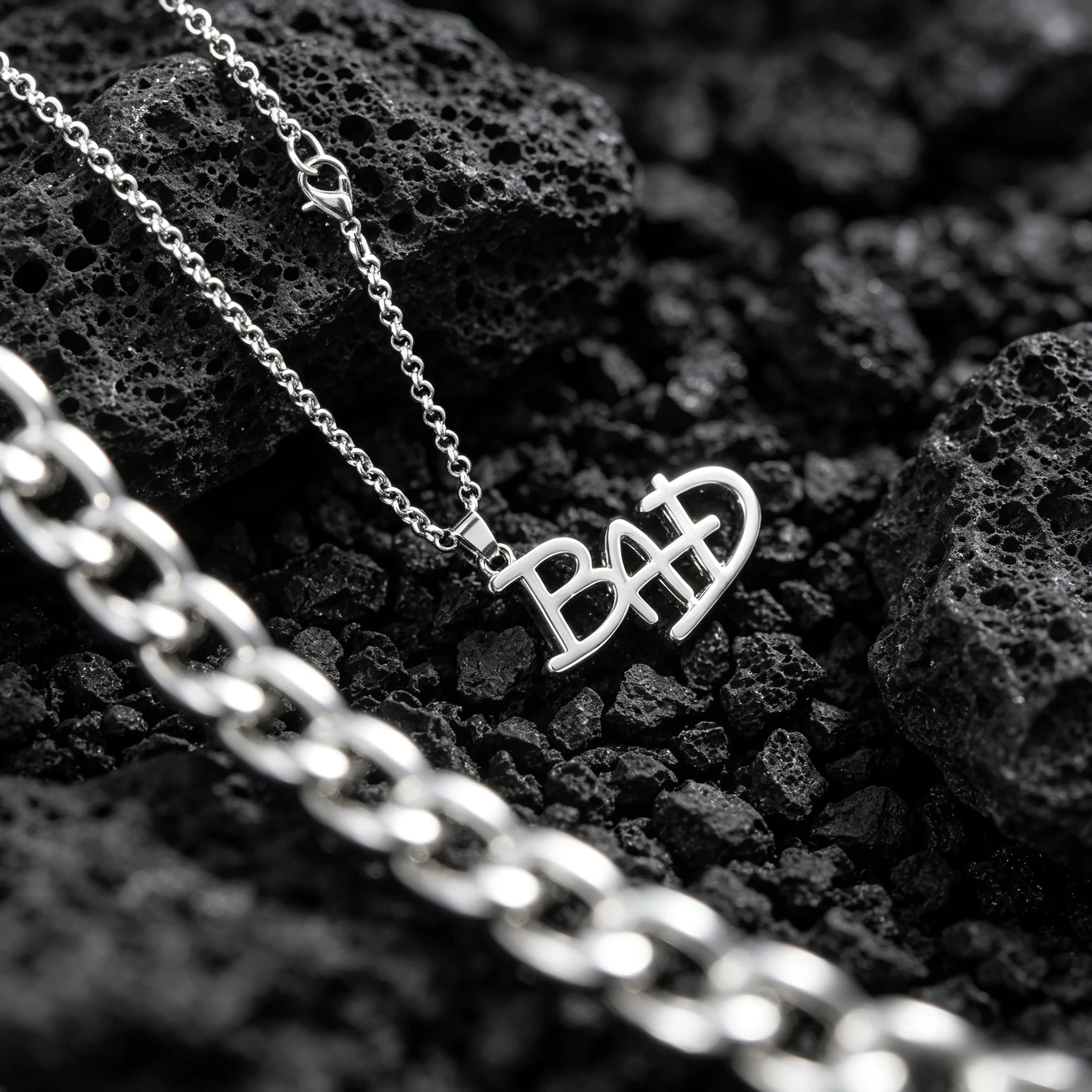 

Michael Jackson MJ BAD LOGO necklace, Michael Jackson Peripheral silver letter necklace pendant, stylish and versatile
